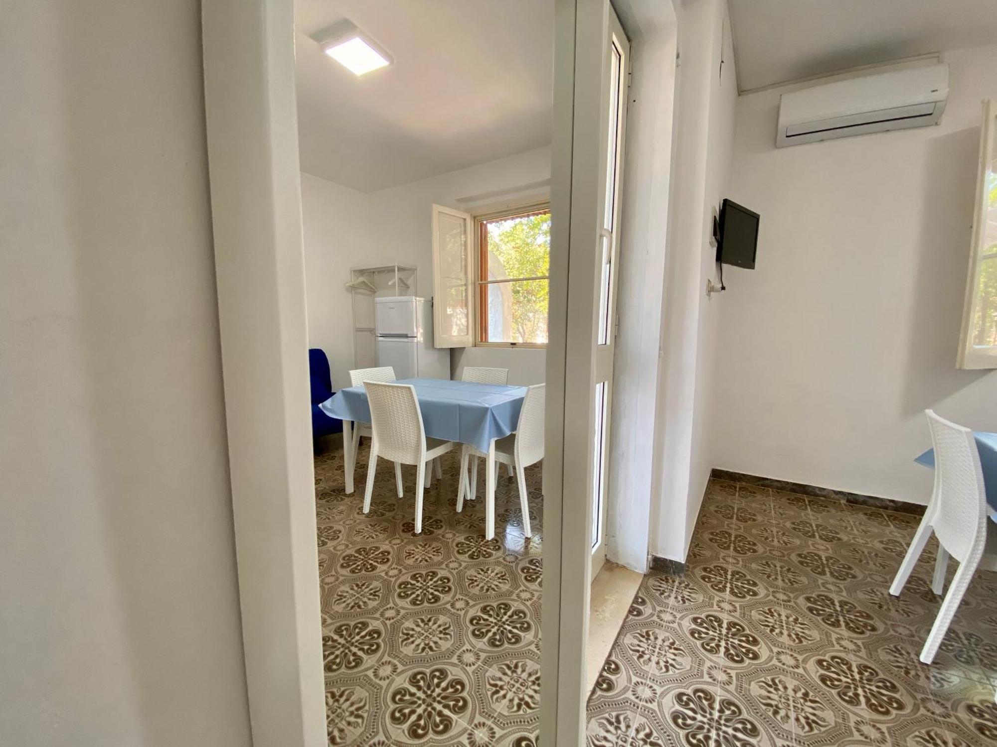 Case Vacanze Uliveto Mattinata Exterior foto
