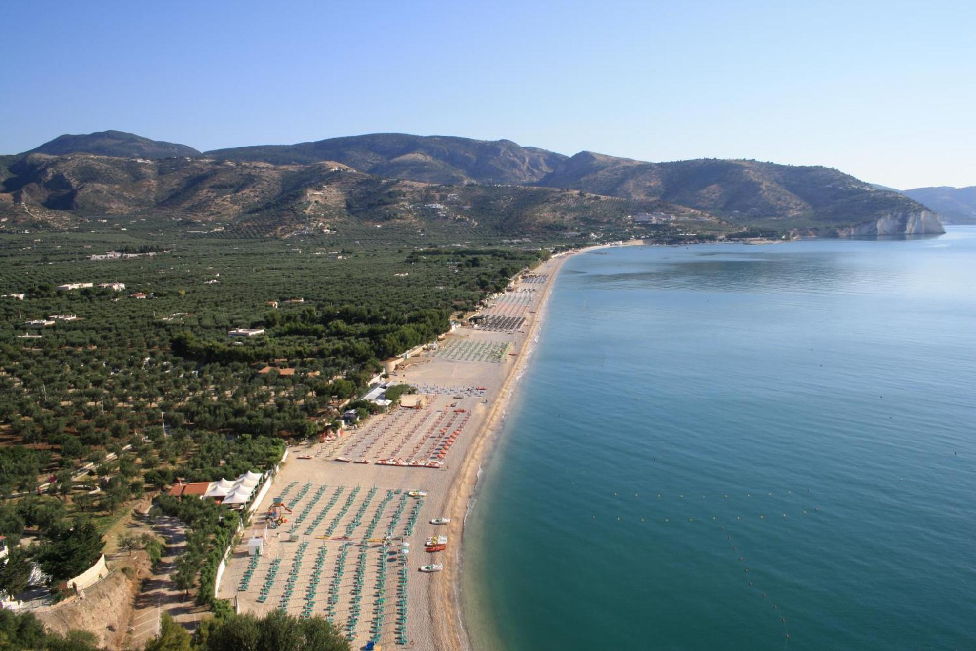 Case Vacanze Uliveto Mattinata Exterior foto